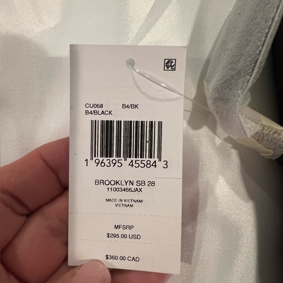 Coach Brooklyn Shoulder Bag 28 - Picture 3 of 5